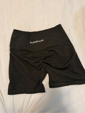 Alphalete Amplify Shorts - Medium/Olive